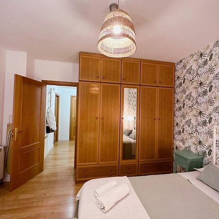 Apartamento Suite Los Deportes Понферада Екстериор снимка